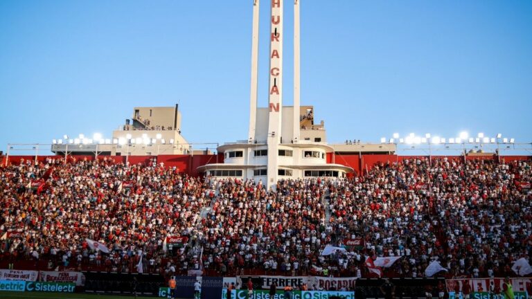Fútbol libre por celular: cómo ver en vivo Huracán vs. Vélez