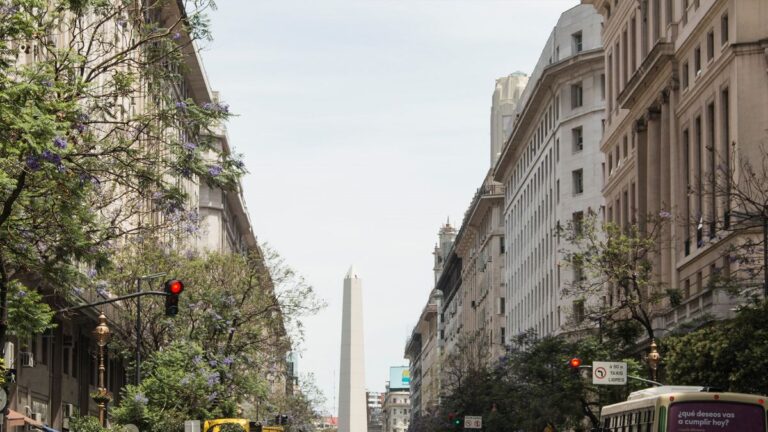 CABA: condenaron al dueño de tres bares del Microcentro porteño por trata y promoción de la prostitución