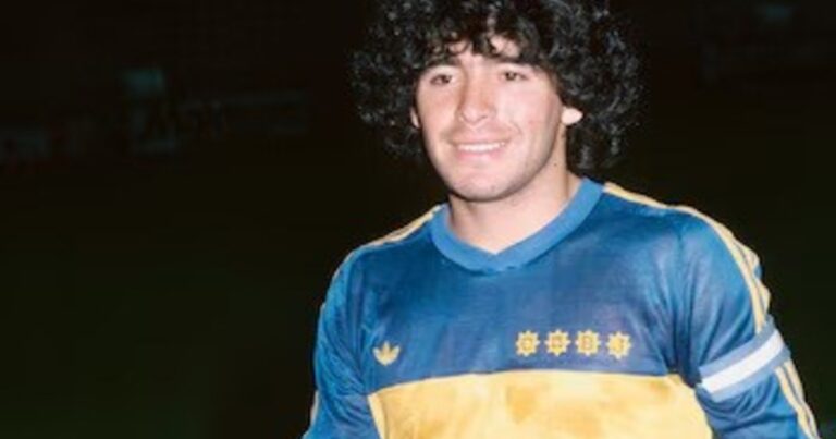 Cuánto pagaron por una camiseta que usó Maradona en el Boca campeón del 81