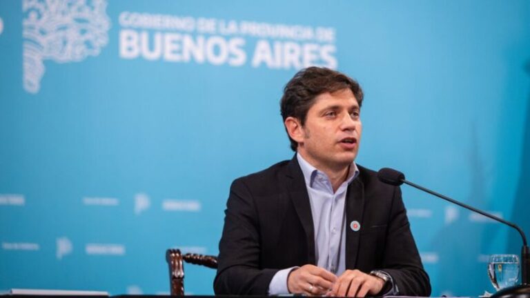 Las prioridades de Kicillof: 3% a la docencia, 424 millones de dólares a los acreedores