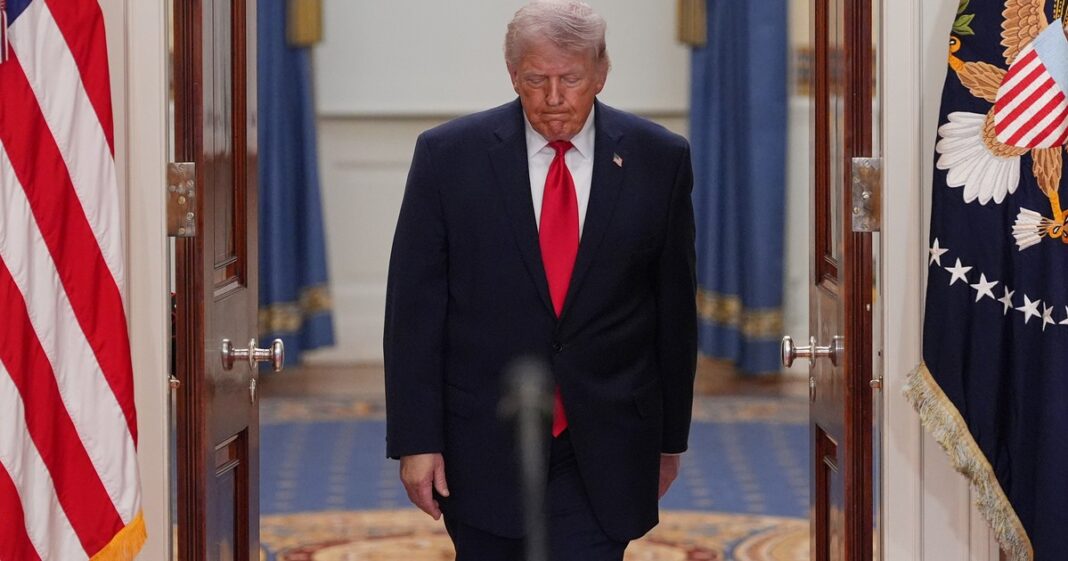 Fachada de la Casa Blanca, sede del gobierno de los Estados Unidos.