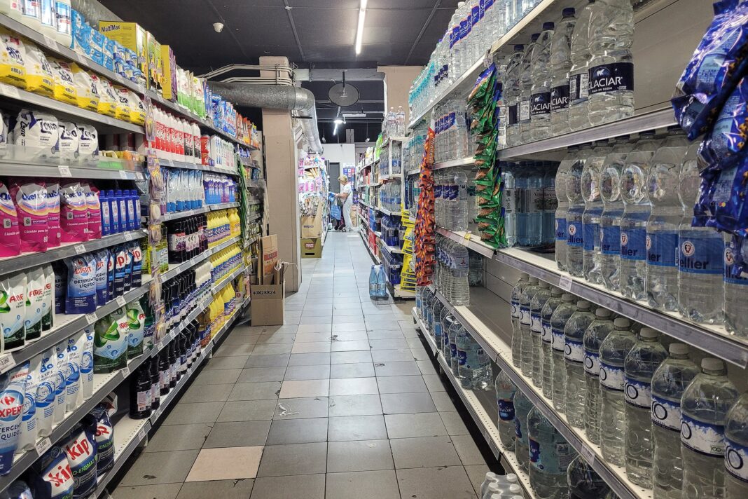 Gráfico de caída del consumo en Argentina durante dos años