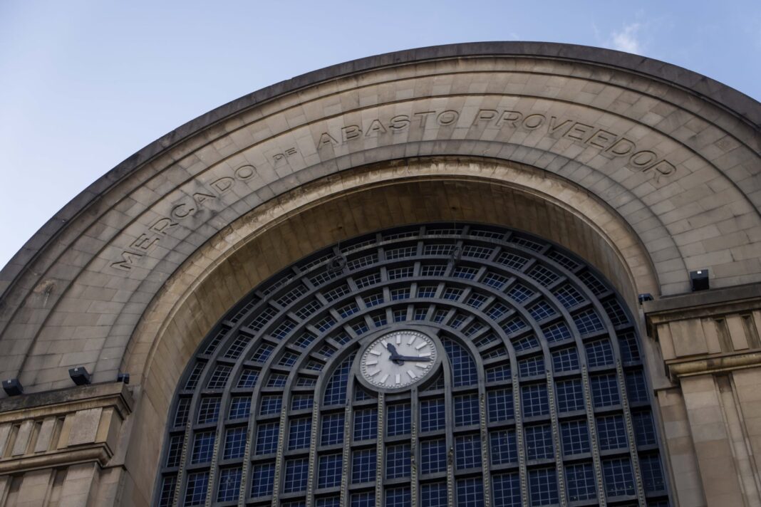 Shopping Abasto en el barrio porteño de Once tras el incendio en la freidora del cine