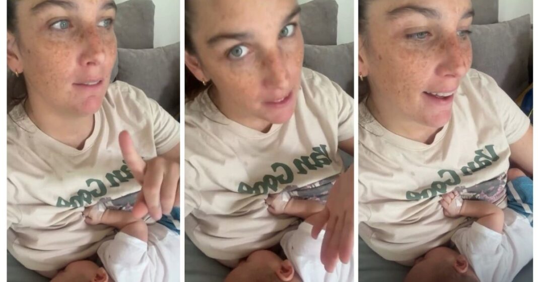 Juana Repetto sostiene a su hijo Timoteo en brazos tras la operación.