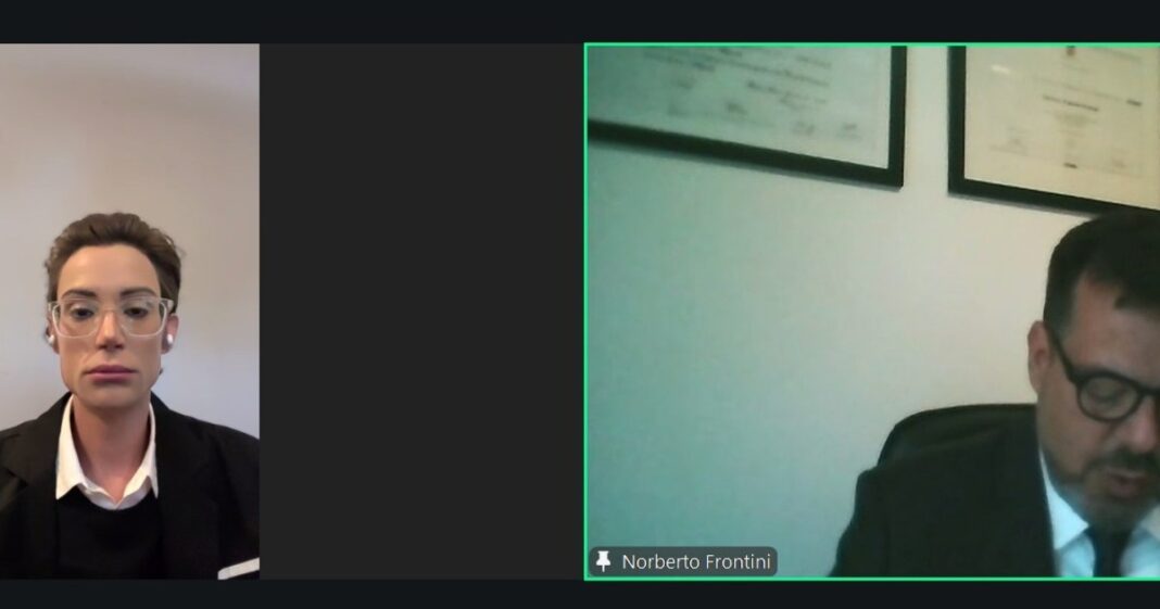 Felipe Pettinato y su abogado Norberto Frontini en los tribunales.