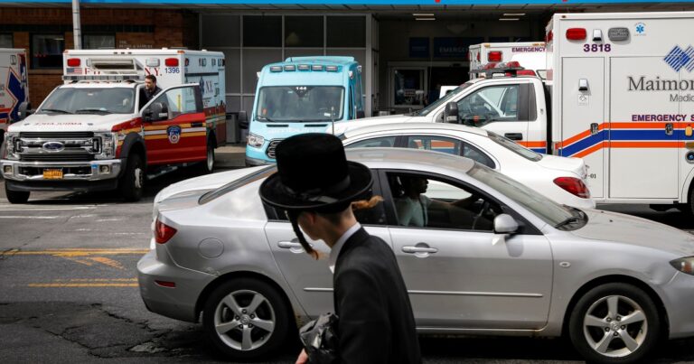 Ambulancia del FDNY en las calles de Nueva York