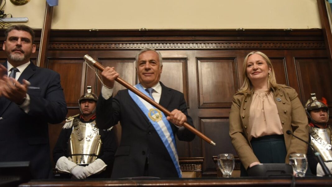 Alfredo Cornejo durante la Asamblea Legislativa en Mendoza