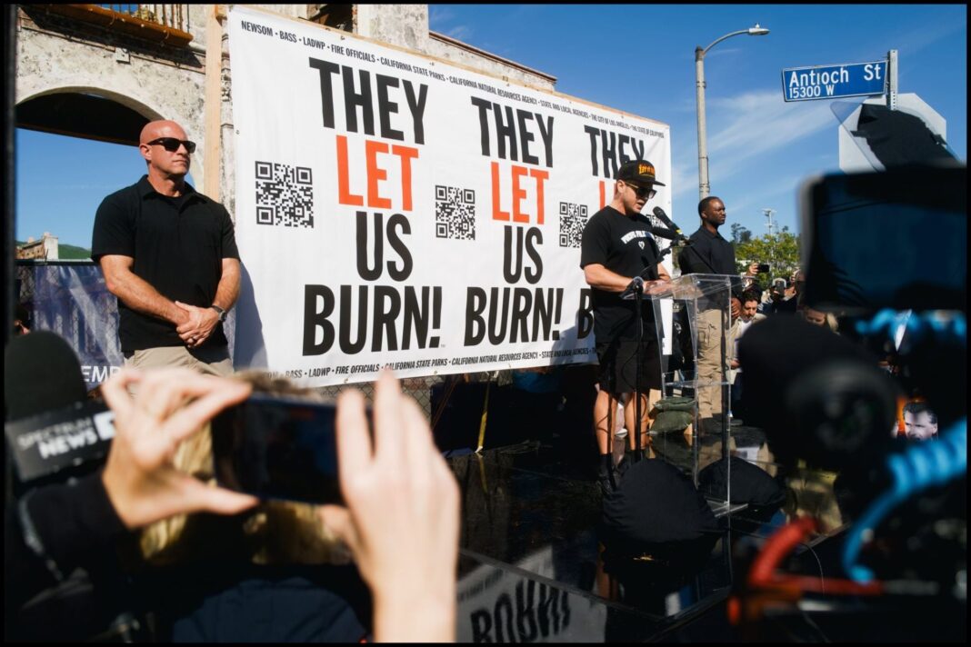 Spencer Pratt en un evento de campaña para la alcaldía de Los Ángeles